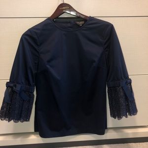 ⭐️ Ted Baker frolta navy bell sleeve broderie top